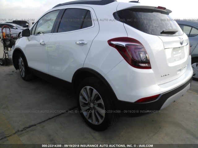 KL4CJASB6JB595659 - 2018 BUICK ENCORE PREFERRED Ақ фото 3