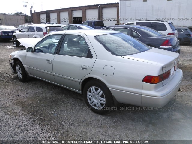 4T1BF22K0YU103436 - 2000 TOYOTA CAMRY LE/XLE SILVER photo 3