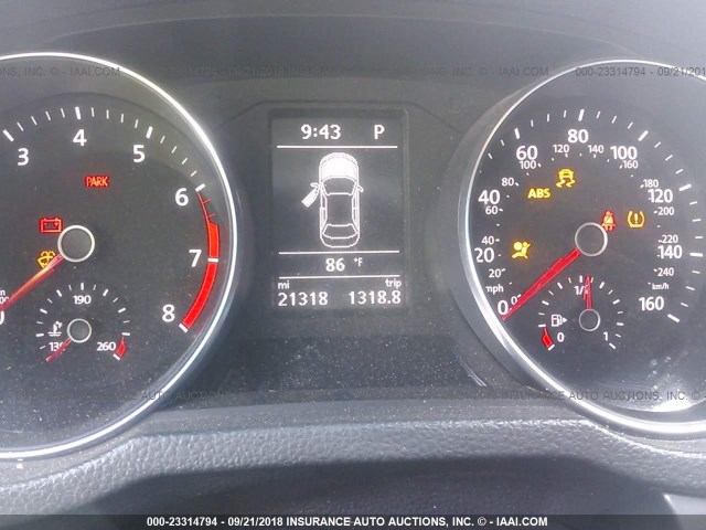 1VWDT7A33HC063773 - 2017 VOLKSWAGEN PASSAT R-LINE Gümüş foto 7