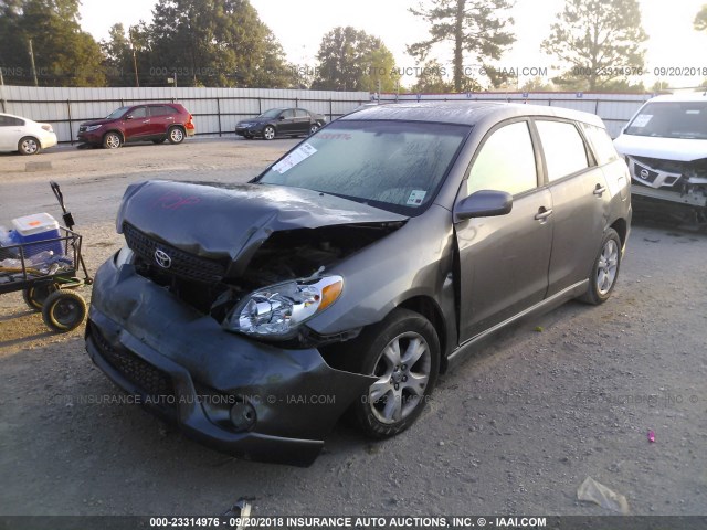 2T1KR32E25C418890 - 2005 TOYOTA COROLLA MATRIX XR GRAY photo 2