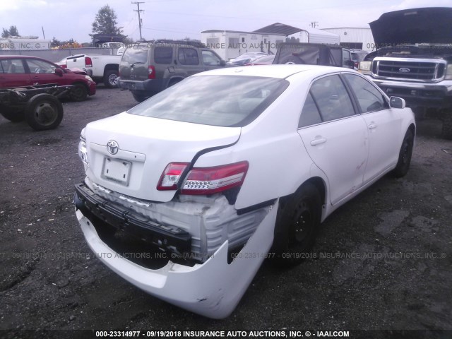 4T1BF3EK6AU553793 - 2010 TOYOTA CAMRY SE/LE/XLE WHITE photo 4