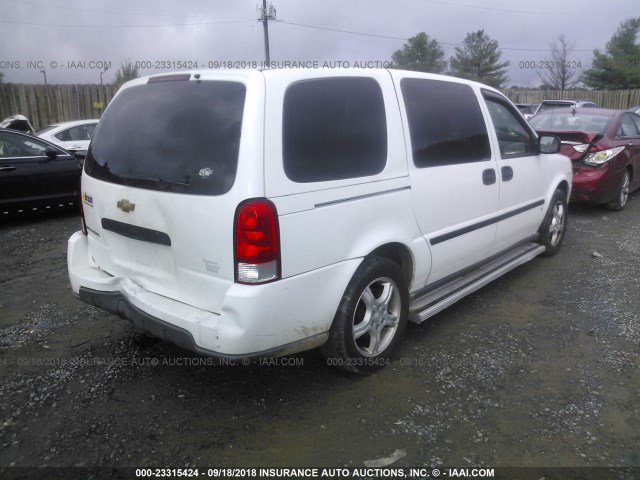1GNDV23177D215548 - 2007 CHEVROLET UPLANDER LS WHITE photo 4