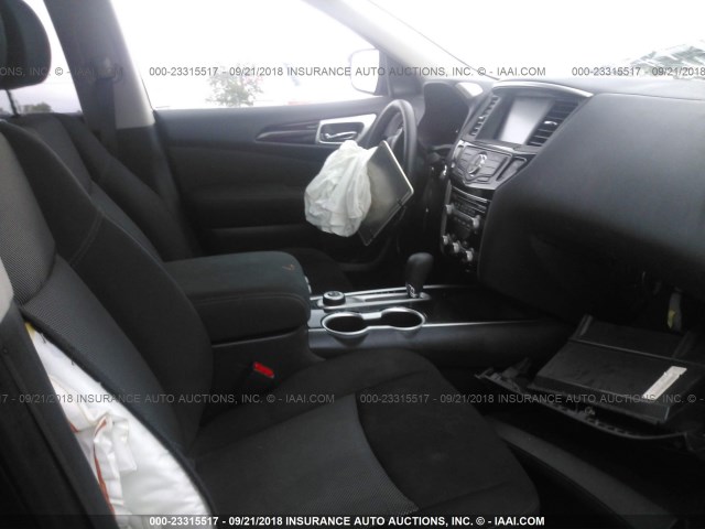 5N1DR2MM7HC676192 - 2017 NISSAN PATHFINDER S/SV/SL/PLATINUM BLACK photo 5