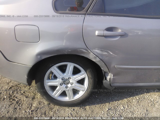 YV1MS382562169697 - 2006 VOLVO S40 2.4I GRAY photo 5