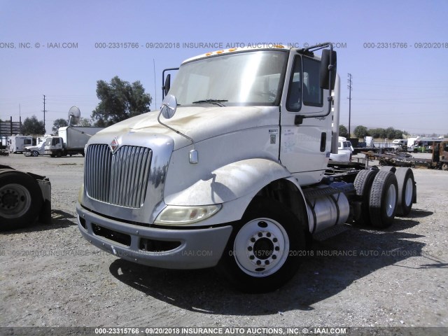 1HSHXSJR9CJ536149 - 2012 INTERNATIONAL 8600 8600 WHITE photo 2