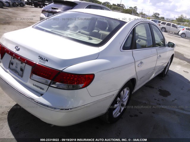 KMHFC46F77A163801 - 2007 HYUNDAI AZERA SE/LIMITED WHITE photo 4