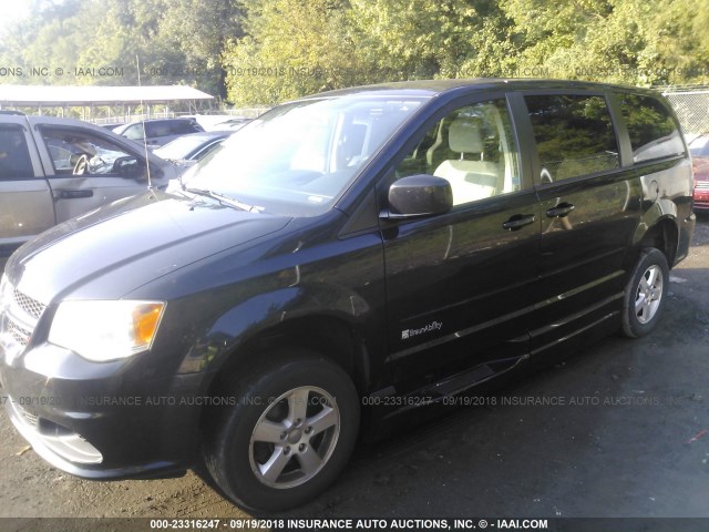 2C4RDGCG0CR275049 - 2012 DODGE GRAND CARAVAN SXT BLACK photo 2