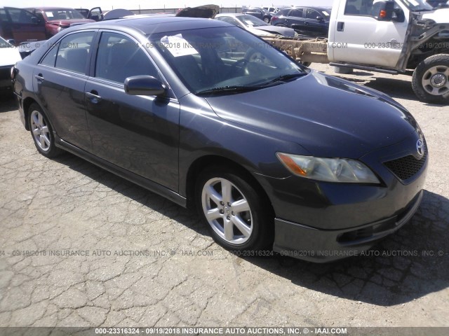 4T1BE46K77U136182 - 2007 TOYOTA CAMRY CE/LE/XLE/SE GRAY photo 1