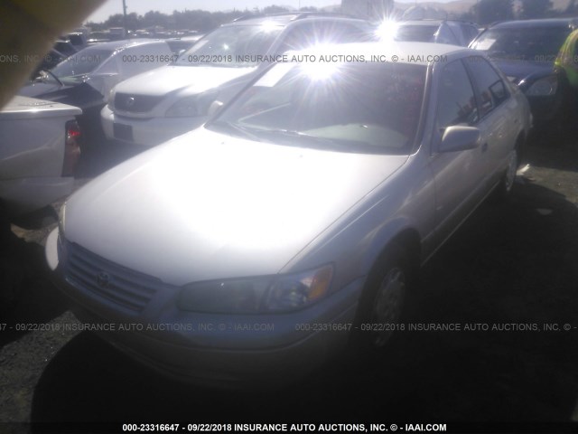 4T1BG22K0VU824266 - 1997 TOYOTA CAMRY CE/LE/XLE 金色 照片 2