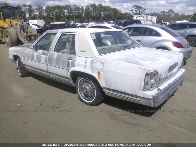 2FABP74F0KX136313 - 1989 FORD CROWN VICTORIA LX WHITE photo 3