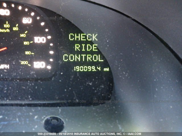 1LNHM97V5YY885401 - 2000 LINCOLN CONTINENTAL  Թուխ լուսանկար 7