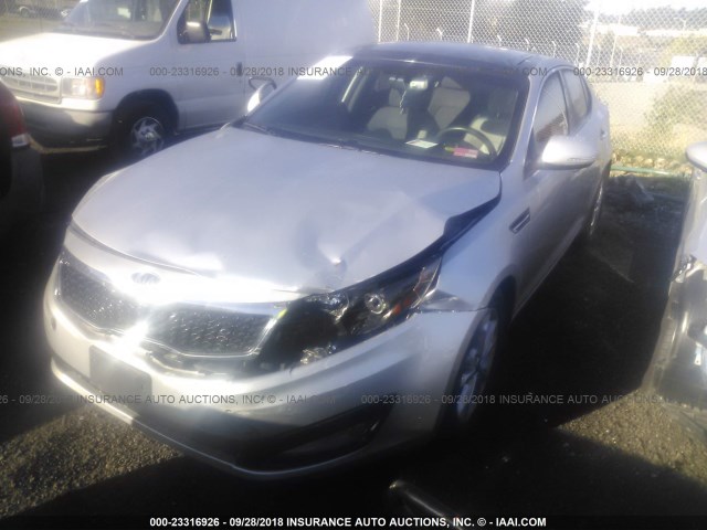 KNAGN4A70B5107989 - 2011 KIA OPTIMA EX/SX SILVER photo 2