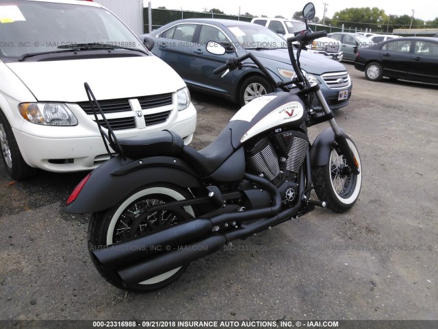 5VPWB36N1D3022104 - 2013 VICTORY MOTORCYCLES HIGH-BALL Schwarz Foto 4