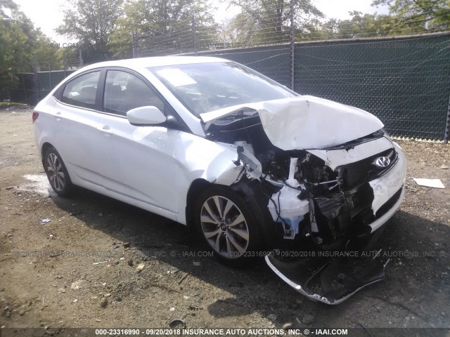 KMHCT4AE1HU271302 - 2017 HYUNDAI ACCENT SE WHITE photo 1