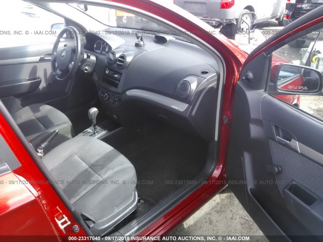 KL1TD56648B125830 - 2008 CHEVROLET AVEO LS RED photo 5
