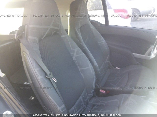 WMEEJ31X09K255119 - 2009 SMART FORTWO PURE/PASSION RED photo 8