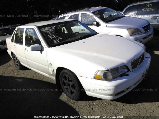 YV1LS55A8X2615457 - 1999 VOLVO S70 WHITE photo 1