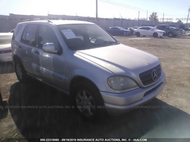 4JGAB72E4XA110985 - 1999 MERCEDES-BENZ ML 430 SILVER photo 1