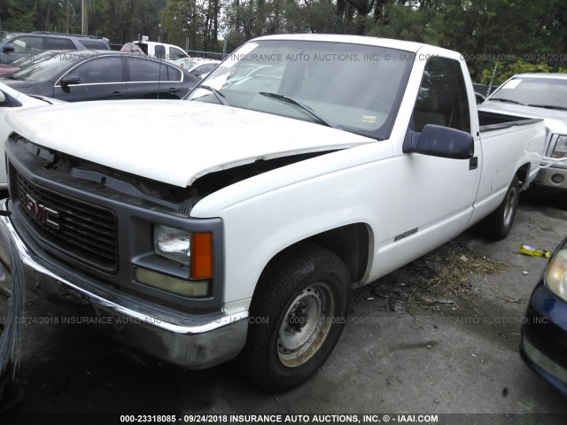 1GTEC14M8WZ850222 - 1998 GMC SIERRA C1500 WHITE photo 2