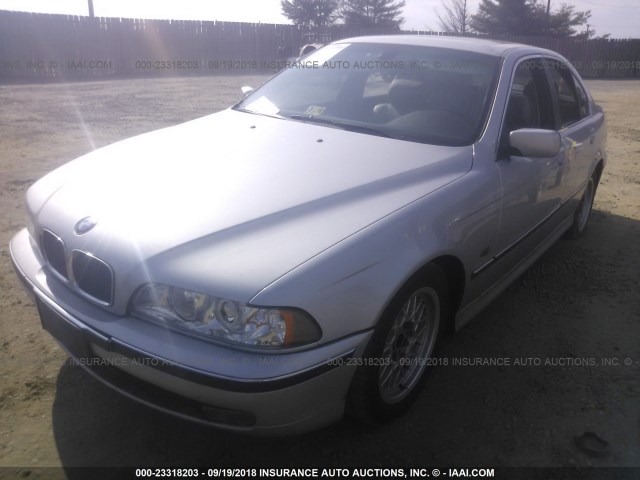 WBADM6340YGU16119 - 2000 BMW 528 I AUTOMATIC SILVER photo 2