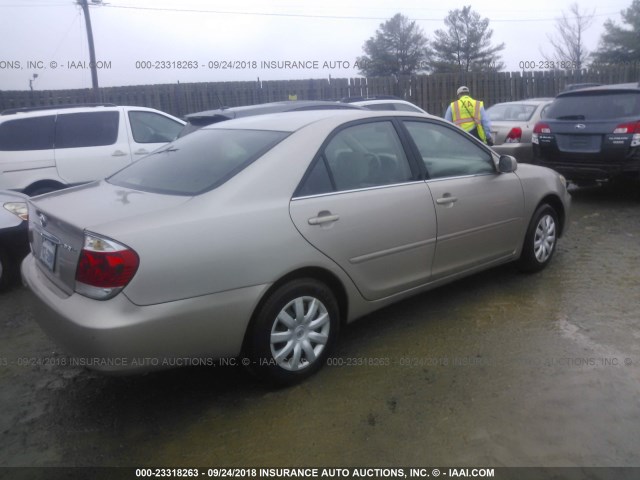 4T1BE30KX5U552839 - 2005 TOYOTA CAMRY LE/XLE/SE Бежевый фото 4