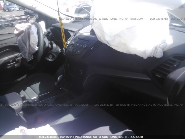 1FMCU0F72JUB86099 - 2018 FORD ESCAPE S BLACK photo 5