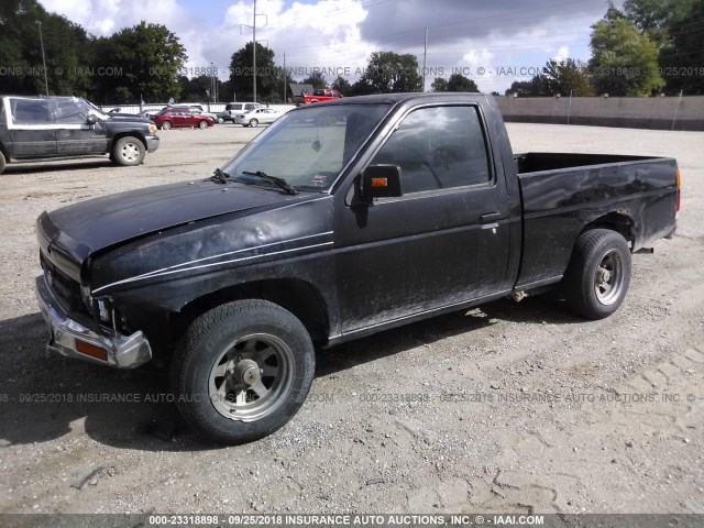 1N6SD11S4TC369009 - 1996 NISSAN TRUCK XE BLACK photo 2