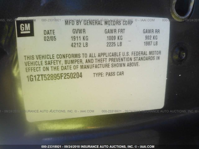 1G1ZT52895F250204 - 2005 CHEVROLET MALIBU LS GRAY photo 9