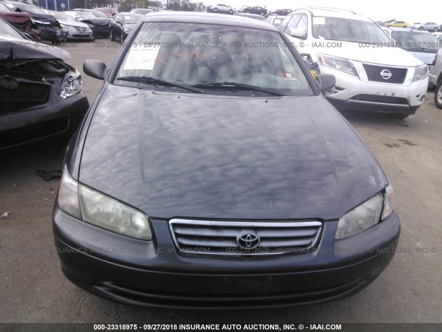 4T1BG22K5YU992201 - 2000 TOYOTA CAMRY CE/LE/XLE 灰色 照片 6
