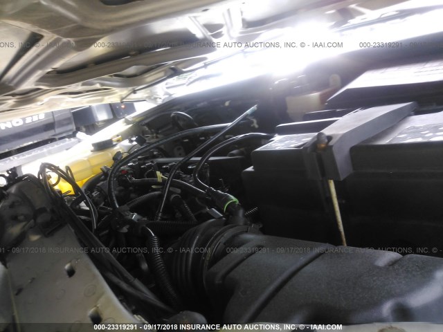 1FAFP34N17W251040 - 2007 FORD FOCUS ZX4/S/SE/SES 银色 照片 10