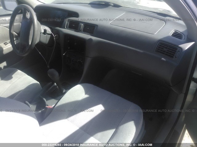 JT2BG22K2Y0447187 - 2000 TOYOTA CAMRY CE/LE/XLE 银色 照片 5