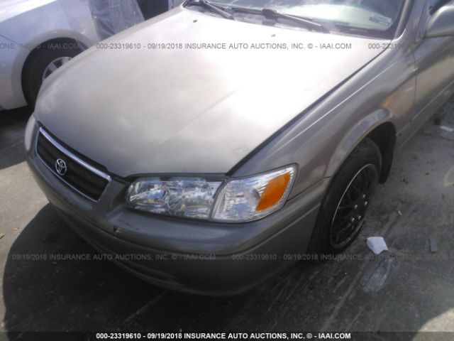 4T1BG22K1YU013385 - 2000 TOYOTA CAMRY CE/LE/XLE 灰色 照片 6