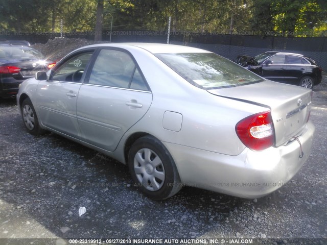 4T1BE32KX4U798866 - 2004 TOYOTA CAMRY LE/XLE/SE Күміс фото 3