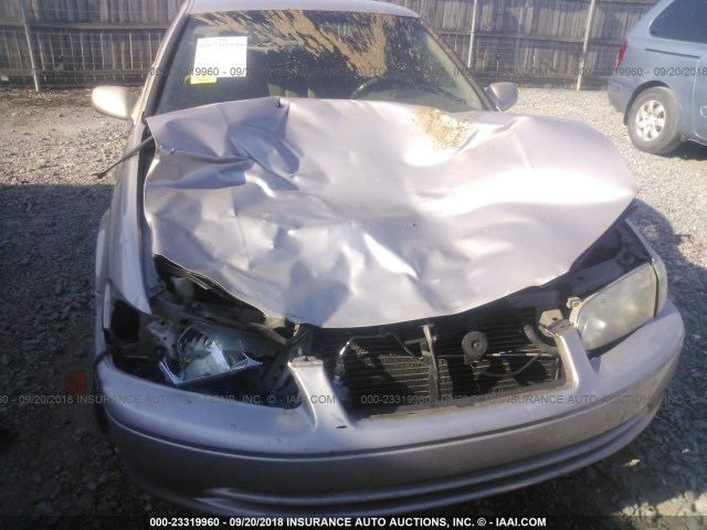 4T1BG22K6YU976475 - 2000 TOYOTA CAMRY CE/LE/XLE 香槟色 照片 6