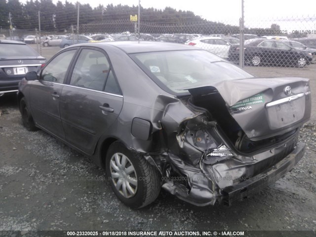 JTDBE30K763054531 - 2006 TOYOTA CAMRY LE/XLE GRAY photo 3
