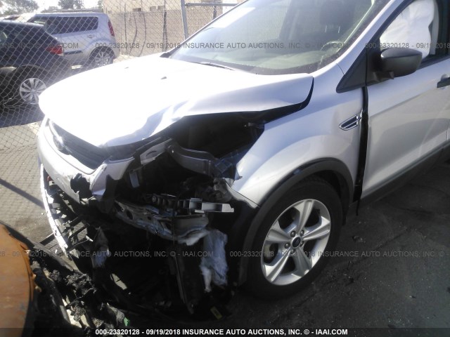 1FMCU0F72EUE27262 - 2014 FORD ESCAPE S SILVER photo 6