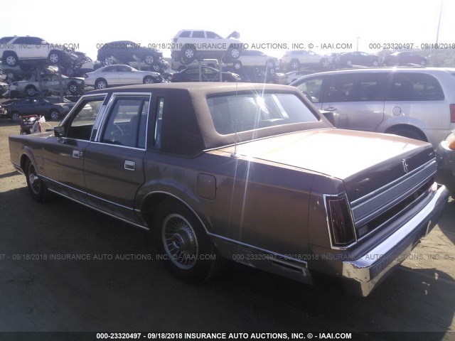 1LNBM81F2KY707731 - 1989 LINCOLN TOWN CAR BROWN photo 3