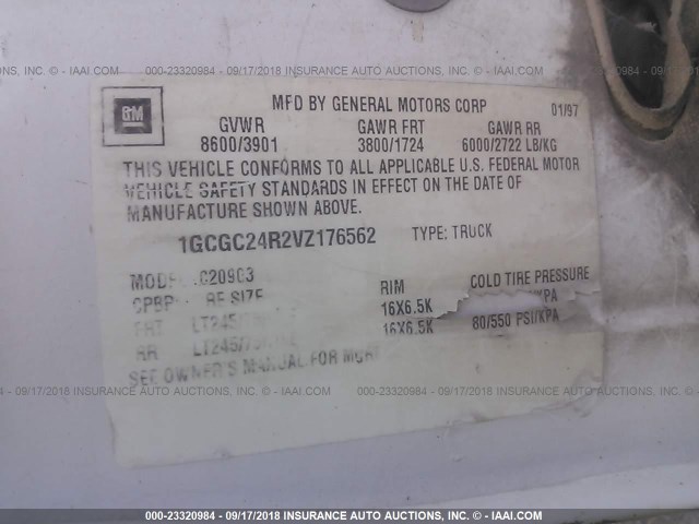 1GCGC24R2VZ176562 - 1997 CHEVROLET GMT-400 C2500 WHITE photo 9