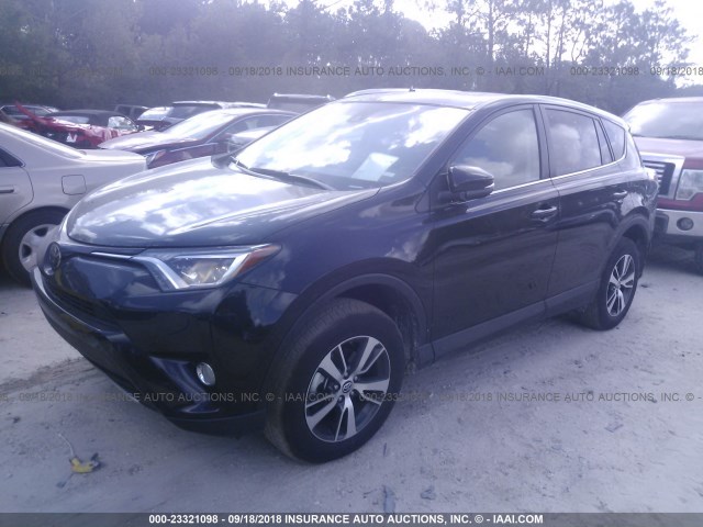 2T3WFREV2JW466852 - 2018 TOYOTA RAV4 ADVENTURE/XLE Qara foto 2