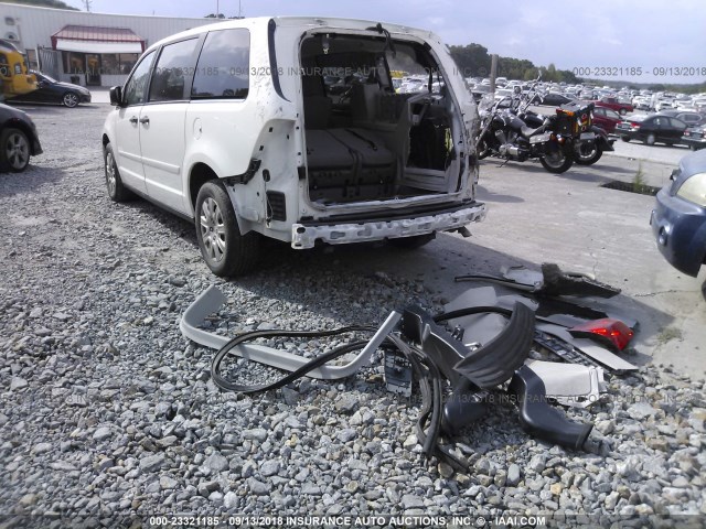 2V4RW4D10AR138375 - 2010 VOLKSWAGEN ROUTAN S WHITE photo 3