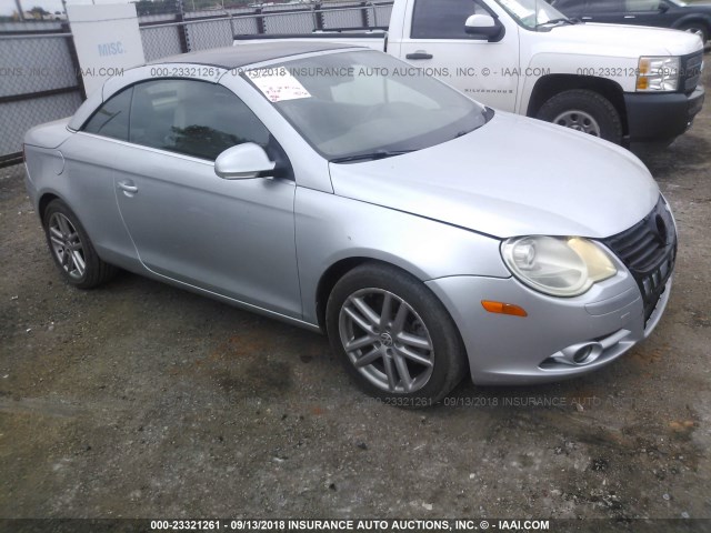 WVWFA71FX8V017065 - 2008 VOLKSWAGEN EOS LUX 银色 照片 1