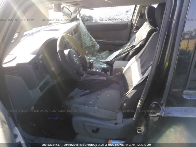 1J8HG48N16C124851 - 2006 JEEP COMMANDER BLACK photo 5