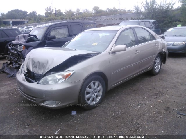 4T1BE30K13U760900 - 2003 TOYOTA CAMRY LE/XLE/SE GOLD photo 2