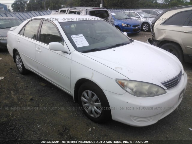 4T1BE32K05U401506 - 2005 TOYOTA CAMRY LE/XLE/SE Ақ фото 1