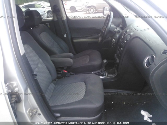 3GNBAAFW4BS611885 - 2011 CHEVROLET HHR LS SILVER photo 5