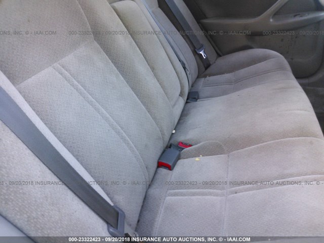 4T1BG22K7YU960852 - 2000 TOYOTA CAMRY CE/LE/XLE თეთრი ფოტო 8