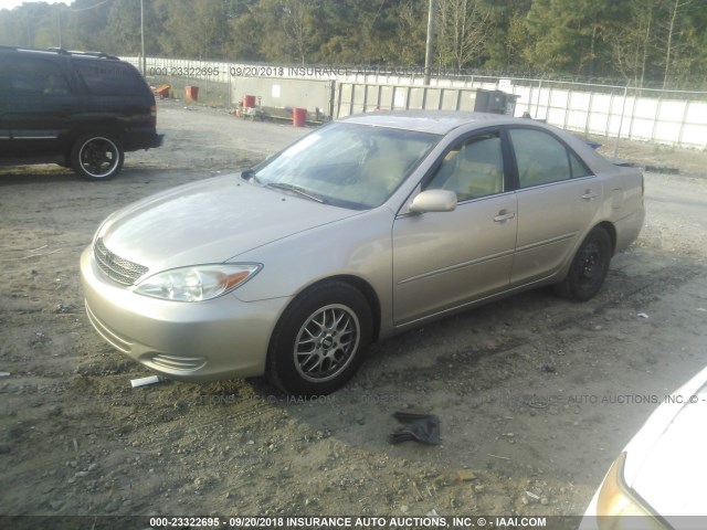 4T1BE32K02U536027 - 2002 TOYOTA CAMRY LE/XLE/SE GOLD photo 2