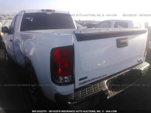 1GTPCVEA0AZ174068 - 2010 GMC SIERRA C1500 SLE WHITE photo 3