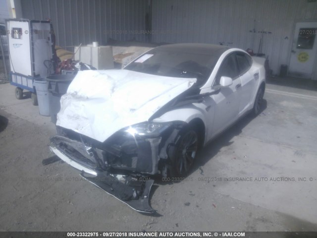 5YJSA1H1XEFP62558 - 2014 TESLA MODEL S WHITE photo 2