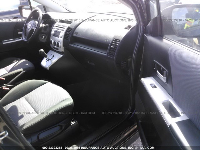 JM1CR293870151934 - 2007 MAZDA 5 BLACK photo 5